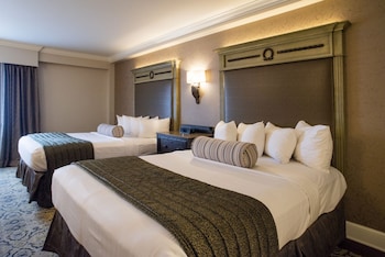 Deluxe Room, 2 Queen Beds