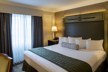 Deluxe Room, 1 King Bed