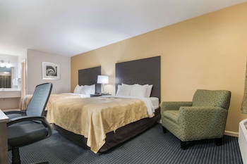 Standard Room, 2 Queen Beds, Smoking
