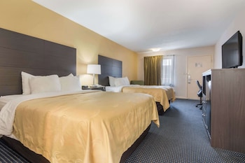 Standard Room, 2 Queen Beds, Non Smoking