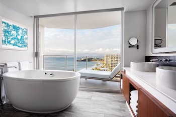 Club Suite, 1 Bedroom, Club Lounge Access, Ocean View (Hokupa'a Tower, Premier Suite)