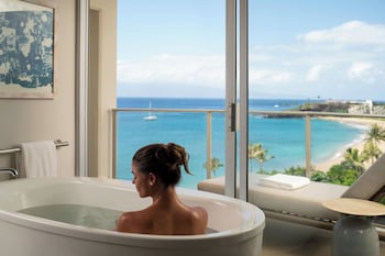 Club Suite, 1 Bedroom, Club Lounge Access, Ocean View (Hokupa'a Tower, Premier Suite)