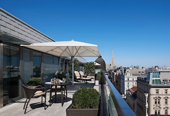 Opera Penthouse Suite