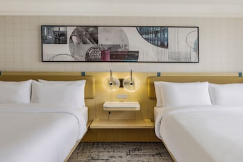 Premium Room, 1 King Bed (View)