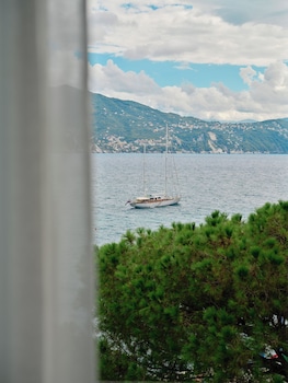 Junior Suite, Sea View (No Balcony)