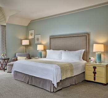 Room, 1 King Bed, Resort View (No Balcony)