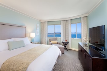Suite, 1 King Bed with Sofa bed (Coronado Sunset)
