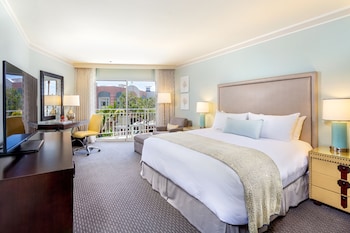 Room, 1 King Bed, Accessible, Resort View (Roll In Shower)