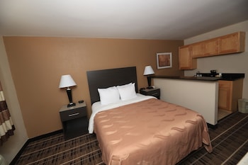 Standard Room, 1 Queen Bed, Non Smoking
