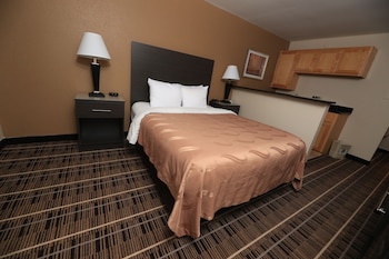Standard Room, 1 Queen Bed, Non Smoking