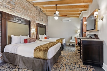 Courtyard Room, 2 Queen Beds