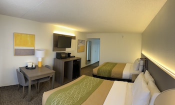Standard Room, 2 Queen Beds, Non Smoking