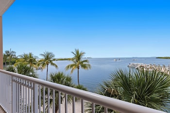 Ocean Front 3BR Presidential Suite