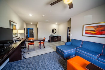 Suite, 1 Bedroom, Mobility Accessible (Accessible Tub)