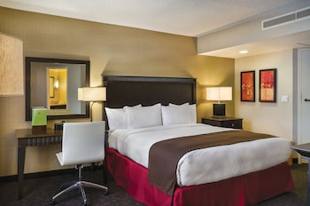 Suite, 1 King Bed, Non Smoking