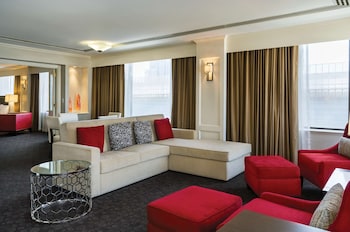 Suite, 1 King Bed