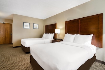 Standard Room, 2 Double Beds, Non Smoking