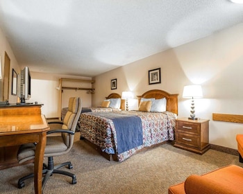 Standard Room, 2 Double Beds, Non Smoking