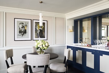 Waterloo Suite