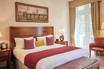 Deluxe Double Room, 1 King Bed, Garden View