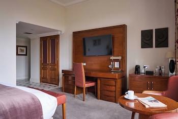 River View Room 1 King Bed
