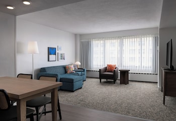 Suite, Multiple Beds (Two Bedroom)