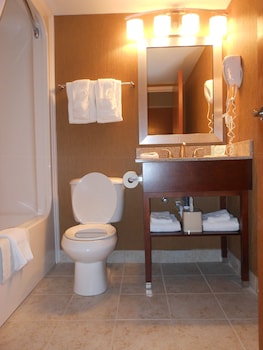 Standard Room, 2 Double Beds, Non Smoking