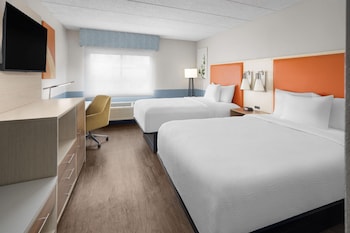 Suite, 2 Double Beds, Non Smoking, Kitchenette