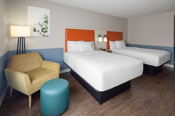 Room, 2 Double Beds, Non Smoking (Pet-friendly)