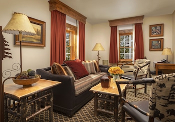 Cottage Suite 51