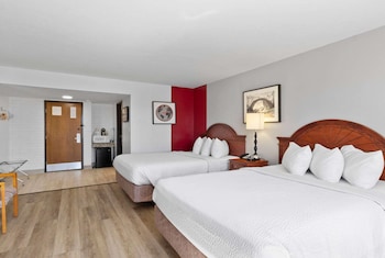 Room, 2 Queen Beds, Accessible, Non Smoking (Mobility)