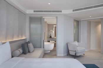 Suite, 1 Bedroom, Ocean View (Balcony)