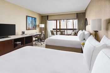 Standard Room, 2 Queen Beds, Non Smoking