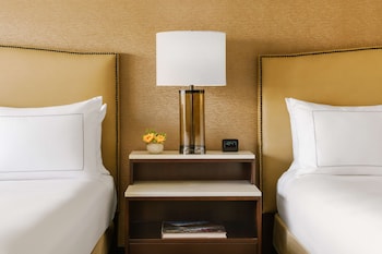 Standard Room, 2 Queen Beds, Non Smoking