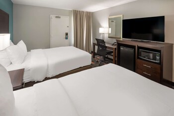 Standard Room, 2 Double Beds, Non Smoking