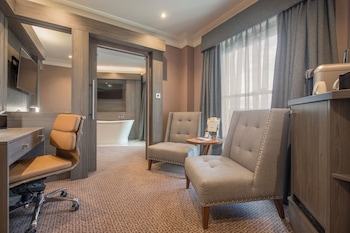 Suite, 1 Bedroom (Freestanding Bath)