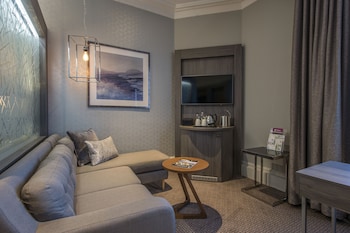 Junior Suite, 1 King Bed