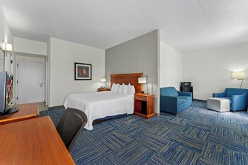 Deluxe Room, 1 King Bed with Sofa bed, Non Smoking