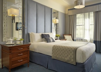 Fairmont Room, 1 Queen Bed