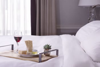 Suite, 1 Bedroom (King, Best view Copley Square)