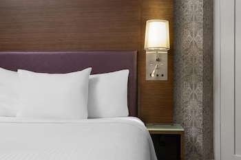 Standard Room, 1 Queen Bed, Non Smoking