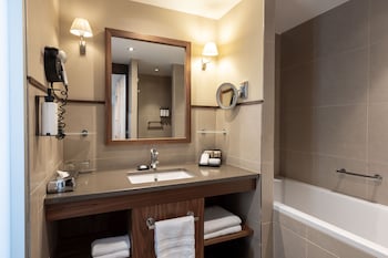 Junior Suite, 1 Double Bed, River View