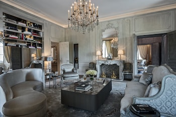 Grand Appartement Eiffel