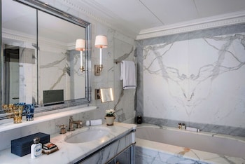 Suite Louis XV