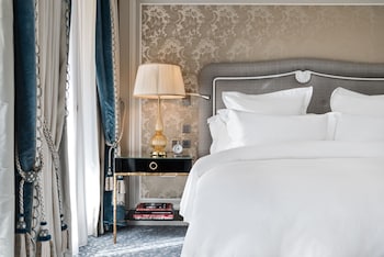 Grand Premier Suite