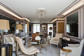 Suite Louis XV