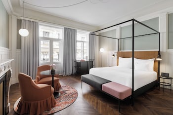 Suite, 1 King Bed (Beletage)