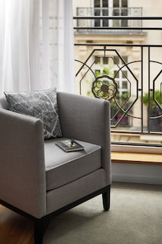 Junior Suite, 1 King Bed