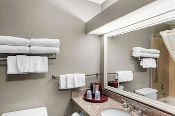 Standard Room, Multiple Beds, Non Smoking