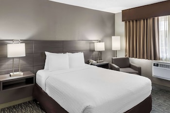 Standard Room, 1 Queen Bed, Non Smoking